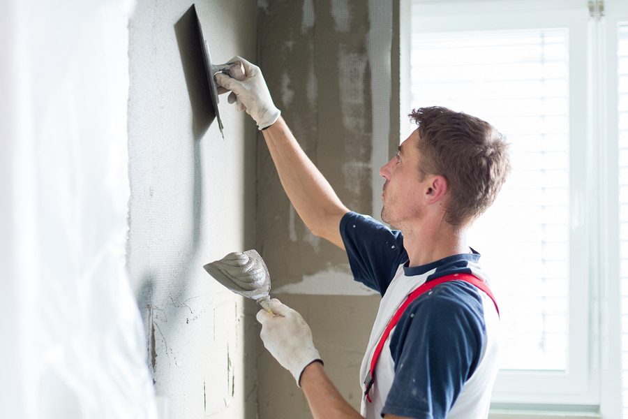 Endrenovierungsklausel ohne Rücksicht auf die Fälligkeit der Schönheitsreparaturen unwirksam