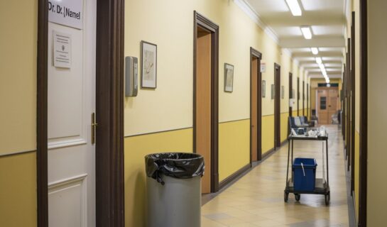 gewerberaummietvertrag-kuendigung-patienten Gewerberaummietvertrag – Kündigung wenn Patienten des Mieters den Hausfrieden stören